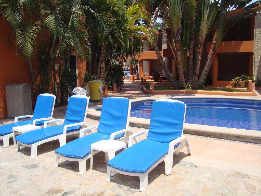 Hotel Villa Mexicana Zihuatanejo Exterior photo